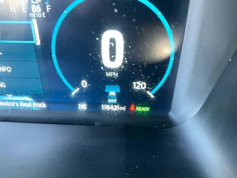 Used 2022 Ford F150 Lariat w/ Equipment Group 502A High image 25