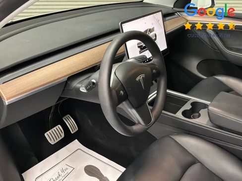Used 2022 Tesla Model Y Performance AWD/4WD image 12