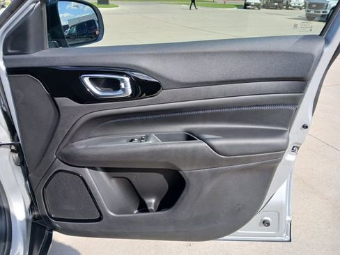New 2026 Jeep Compass Limited AWD/4WD image 16