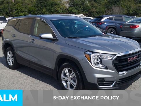 Used 2024 GMC Terrain SLE image 4