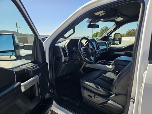 Used 2022 Ford F250 Lariat AWD/4WD image 19