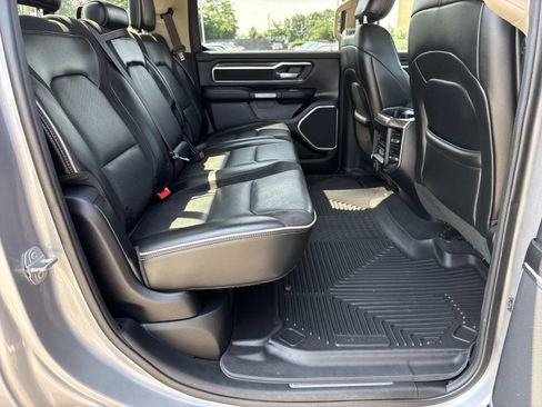 Used 2019 RAM 1500 Laramie AWD/4WD image 26