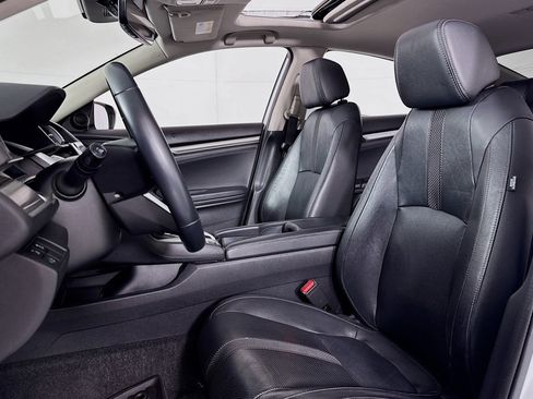 Used 2019 Honda Civic EX-L image 16