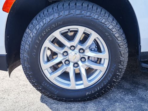 Used 2023 Chevrolet Tahoe LT image 9