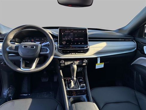 New 2026 Jeep Compass Limited image 8