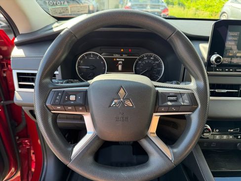 Used 2022 Mitsubishi Outlander ES AWD/4WD image 15
