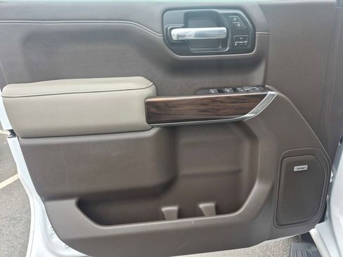 Used 2020 GMC Sierra 1500 SLT image 23