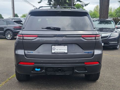 Used 2023 Jeep Grand Cherokee Trailhawk w/ Advanced Protech Group II AWD/4WD image 4