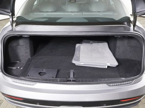 Used 2024 Lucid Air Touring AWD/4WD image 16