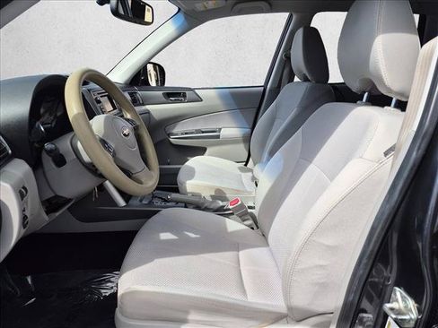 Used 2013 Subaru Forester 2.5X Premium w/ Popular Pkg 2 AWD/4WD image 15
