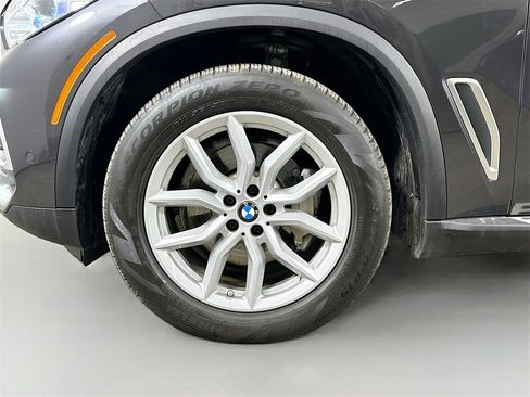 Used 2023 BMW X5 xDrive40i w/ Executive Package image 8