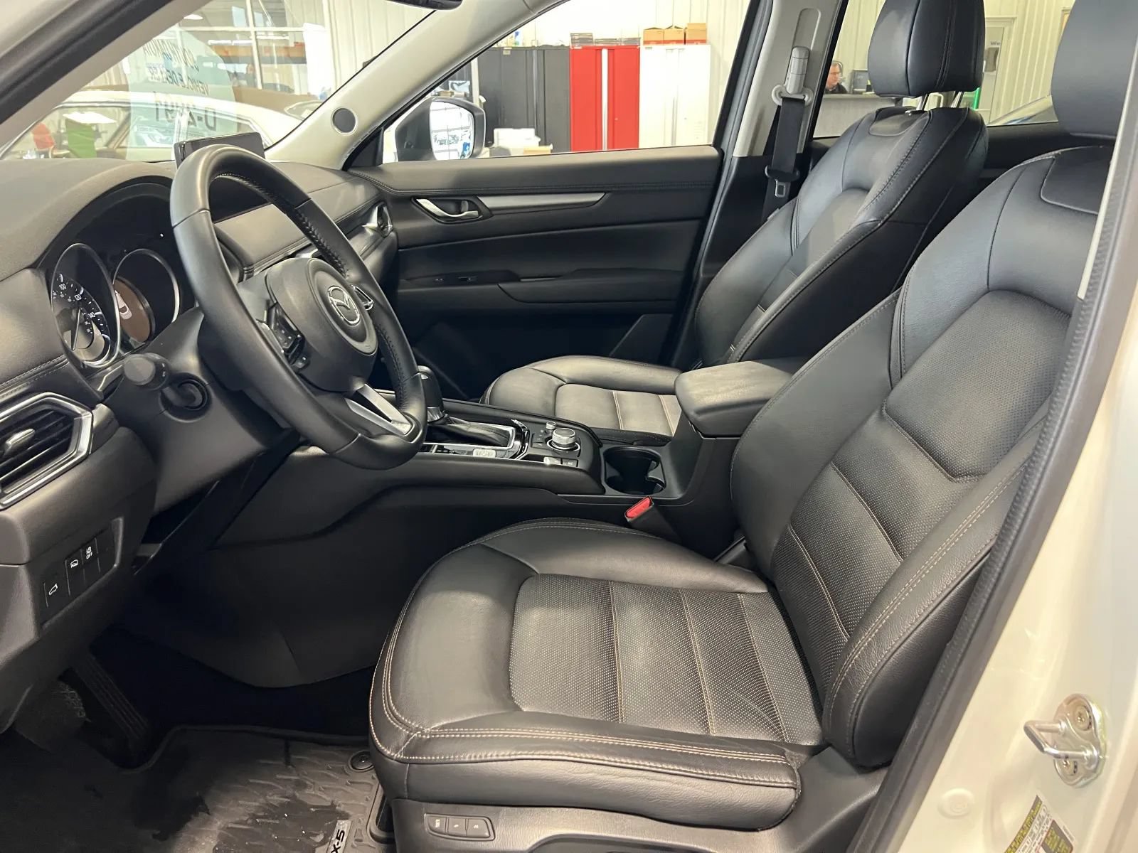 Used 2021 MAZDA CX-5 Touring w/ Touring Preferred SV Package AWD/4WD image 11