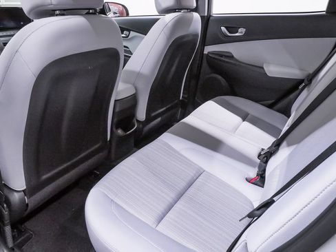 Certified 2023 Hyundai Kona SEL w/ Convenience Package FWD image 11