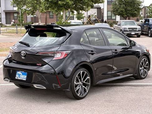 Used 2019 Toyota Corolla XSE FWD image 6