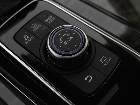 Used 2023 Nissan Armada Platinum w/ Captain's Chairs Package image 27