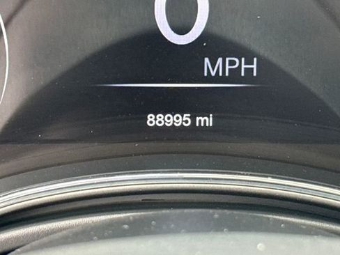 Used 2020 Jeep Grand Cherokee Limited w/ Luxury Group II image 16