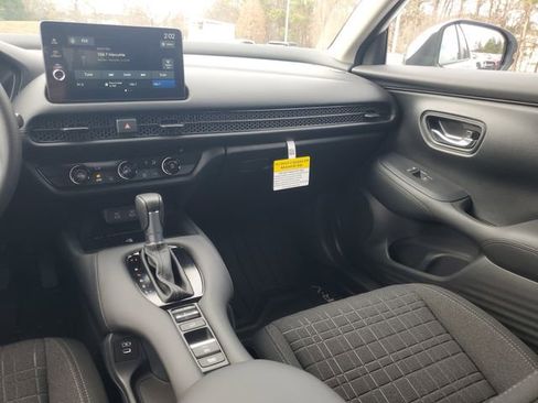New 2026 Honda HR-V LX image 11