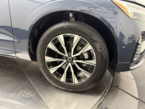 Certified 2024 Volvo XC60 B5 Plus AWD/4WD image 9