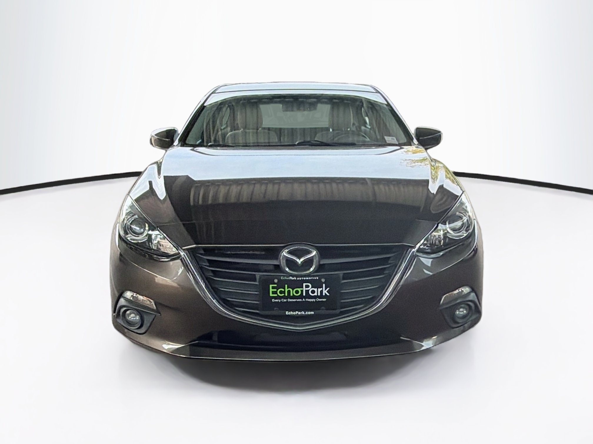 Used 2016 MAZDA MAZDA3 i Touring w/ Popular Equipment Package FWD image 2
