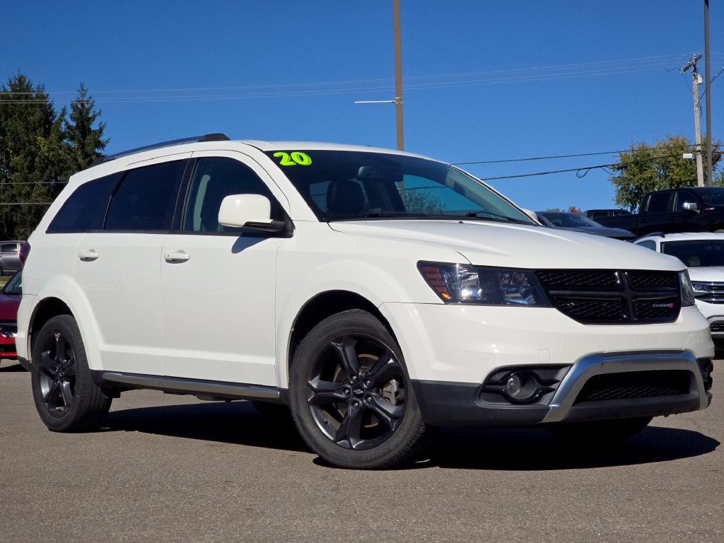 Used 2020 Dodge Journey Crossroad FWD image 1