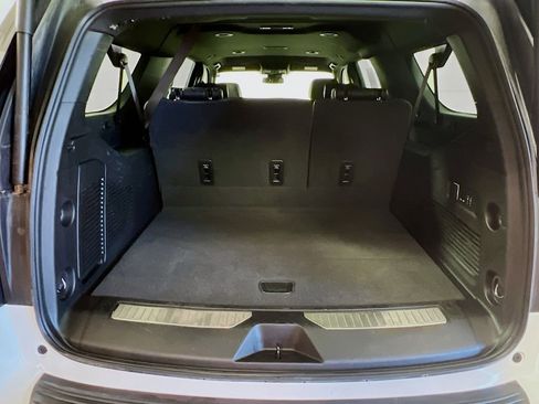 Used 2025 GMC Yukon XL Denali image 22