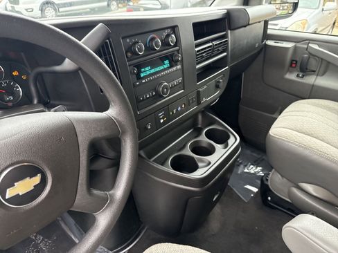 Used 2024 Chevrolet Express 3500 LT w/ LT Preferred Equipment Group RWD image 19