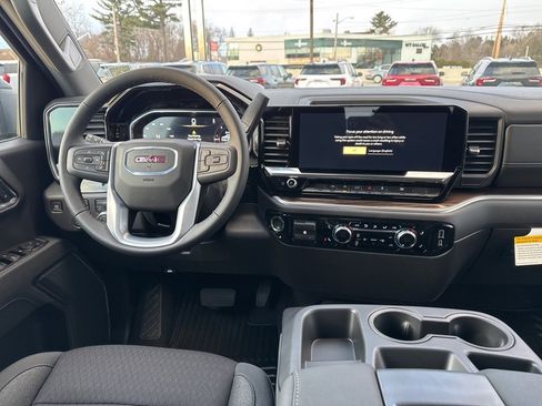 New 2026 GMC Sierra 1500 Elevation image 12