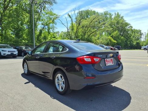 Used 2016 Chevrolet Cruze LT w/ Convenience Package FWD image 6