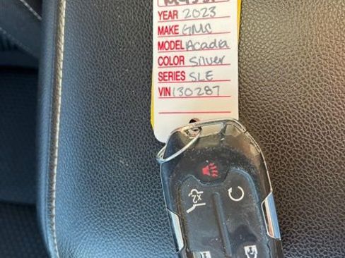 Used 2023 GMC Acadia SLE w/ Driver Convenience Package AWD/4WD image 51
