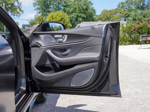 Used 2019 Mercedes-Benz AMG GT 63 S w/ Driver Assistance Package image 41