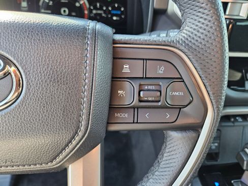 Used 2025 Toyota Sequoia SR5 AWD/4WD image 29