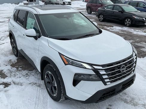 New 2026 Nissan Rogue SV w/ SV Premium Package image 3