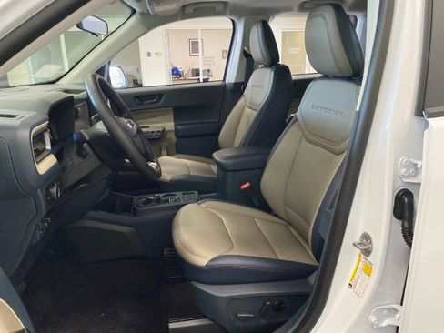 New 2025 Ford Maverick Lariat w/ 4K Tow Package image 15