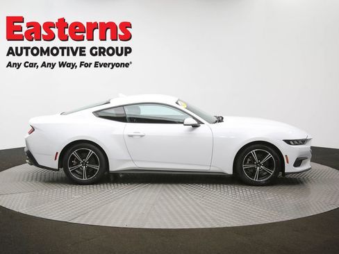Used 2025 Ford Mustang Coupe image 43