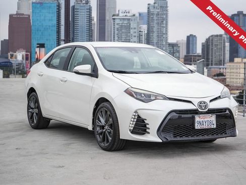 Used 2018 Toyota Corolla SE FWD image 1