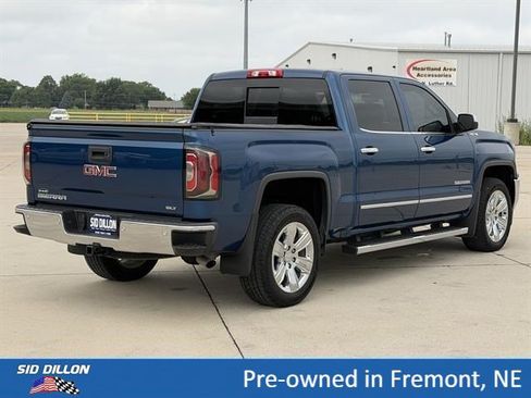 Used 2018 GMC Sierra 1500 SLT AWD/4WD image 4