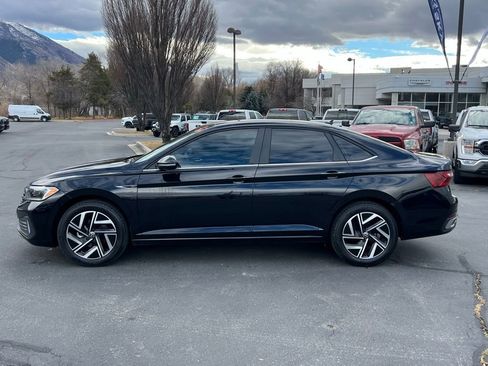 Used 2023 Volkswagen Jetta SEL image 10