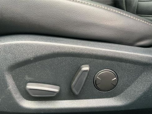 Used 2020 Ford Edge SEL w/ Convenience Package image 19