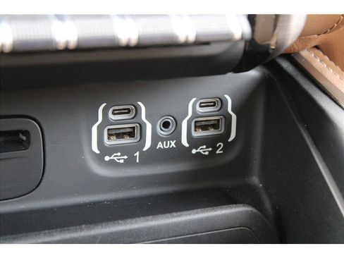 Used 2019 RAM 1500 Limited AWD/4WD image 33