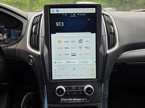 Used 2022 Ford Edge Titanium w/ Equipment Group 301A image 29