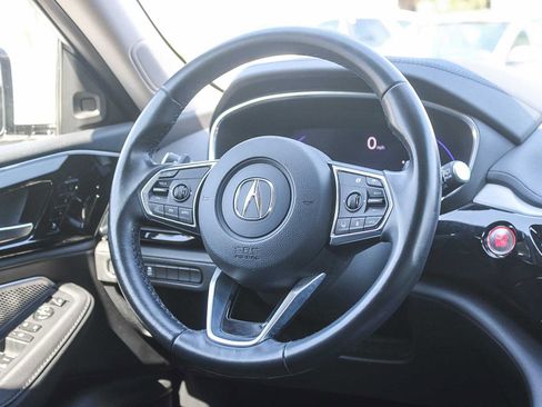 Used 2023 Acura MDX SH-AWD image 16