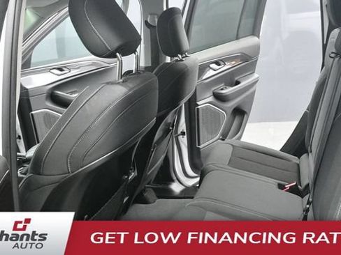 Used 2022 Jeep Grand Cherokee Laredo w/ Luxury Tech Group I AWD/4WD image 22