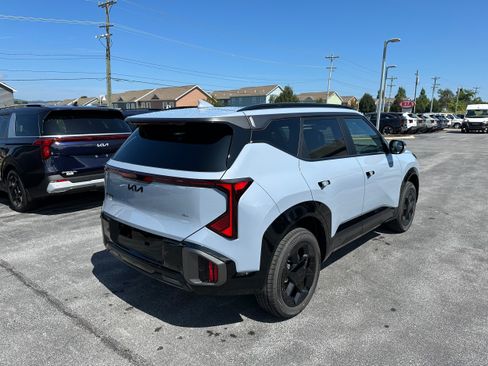 New 2027 Kia Seltos X-Line S w/ X-Line S Premium Package AWD/4WD image 5