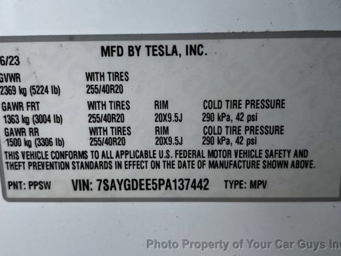 Used 2023 Tesla Model Y Long Range AWD/4WD image 29