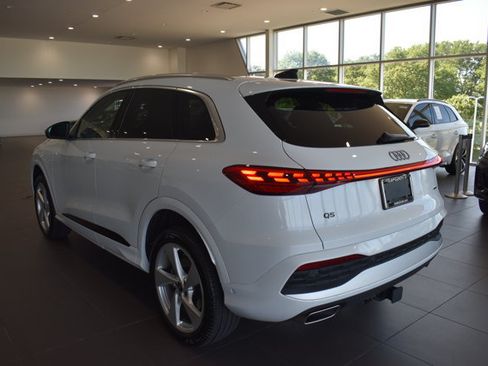 Used 2025 Audi Q5 Premium AWD/4WD image 5
