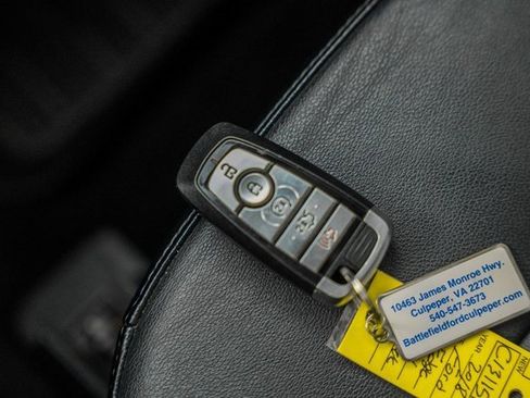 Used 2018 Ford Edge SEL w/ Equipment Group 201A image 46