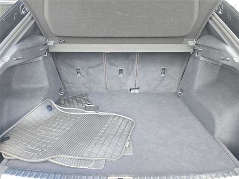 Used 2021 Audi Q3 2.0T Premium w/ Convenience Package image 31