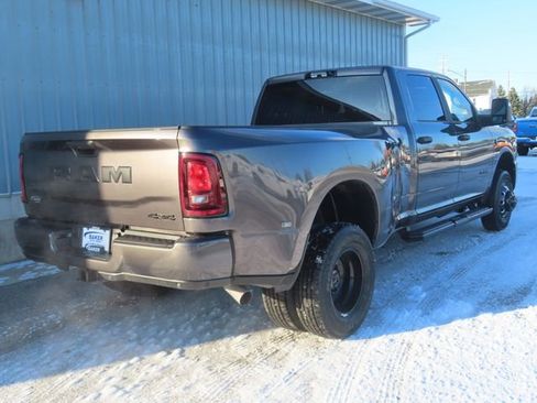 New 2026 RAM 3500 Big Horn AWD/4WD image 3