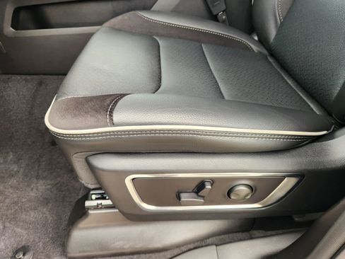 New 2026 RAM 1500 Laramie w/ Night Edition image 21