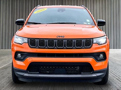 Used 2026 Jeep Compass Latitude AWD/4WD image 3